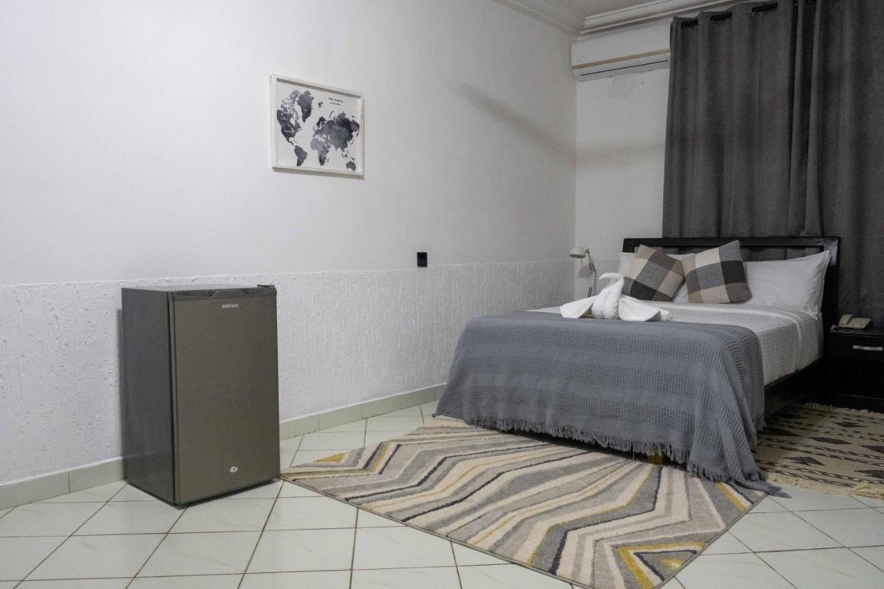 The Cabyn Hotel Adenta Ngoại thất bức ảnh