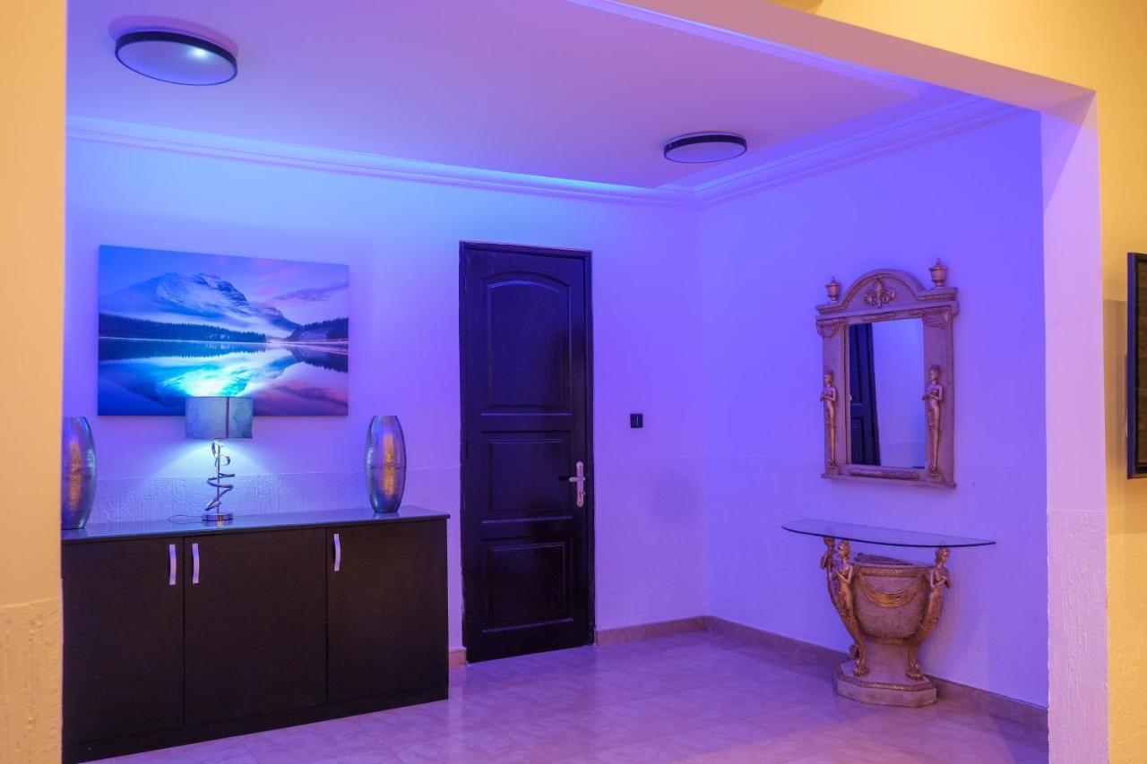 The Cabyn Hotel Adenta Ngoại thất bức ảnh